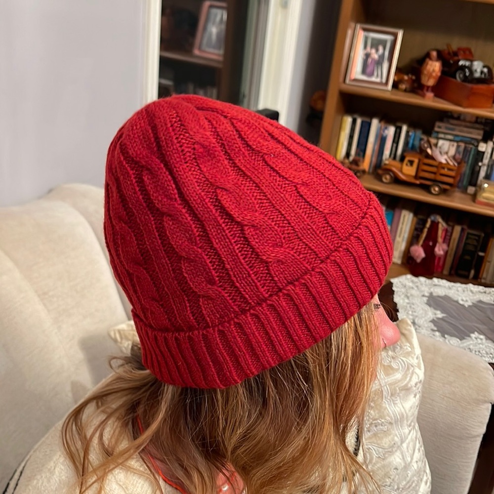 Angela & william brand knitting hat